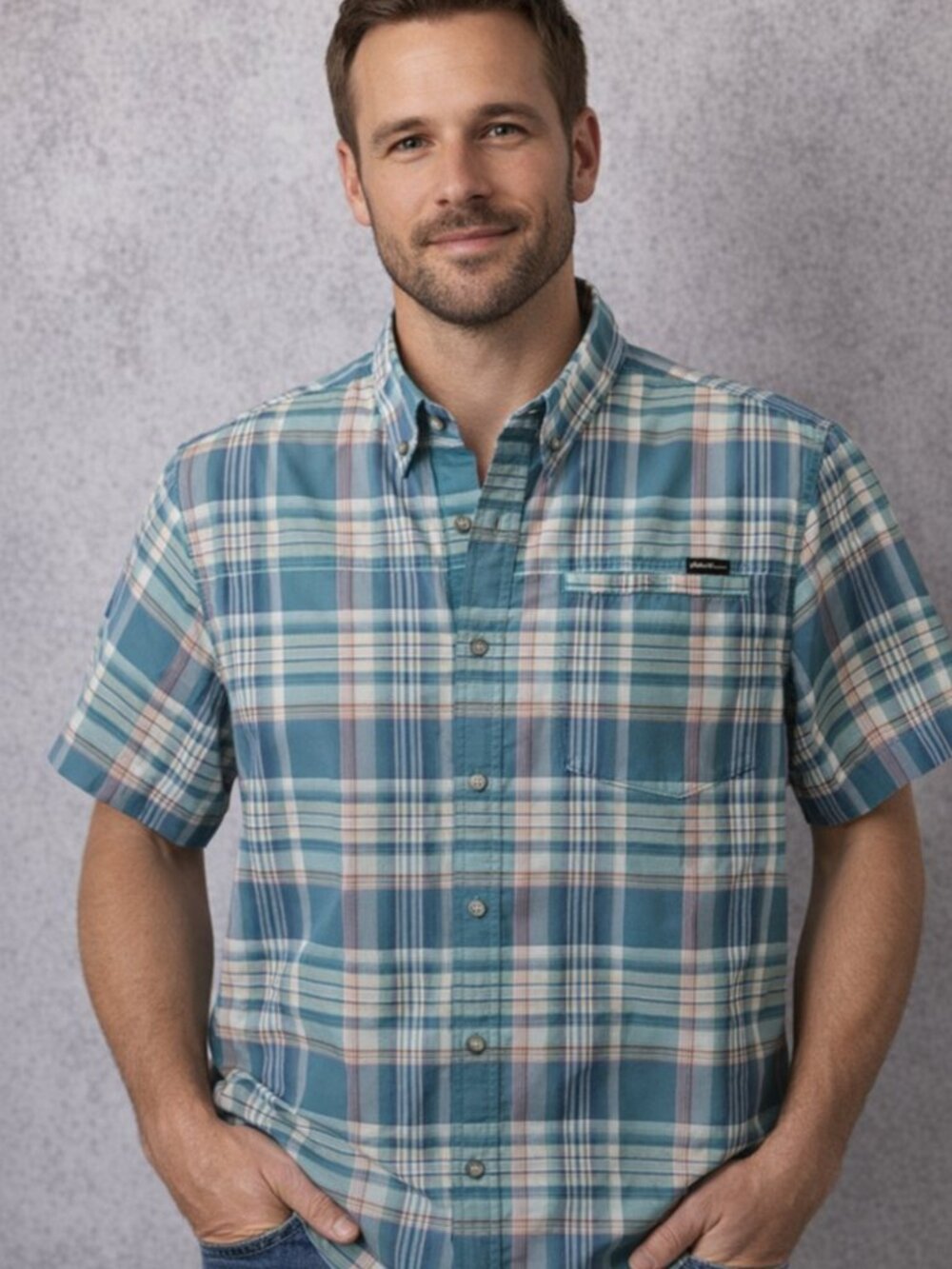 Eddie Bauer Travex Plaid Short Sleeve Button Down Shirt